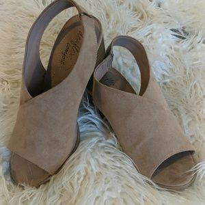 Brand New never worn, Size 5 women's block heels.